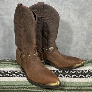 Leather cowboy boots with heart accents